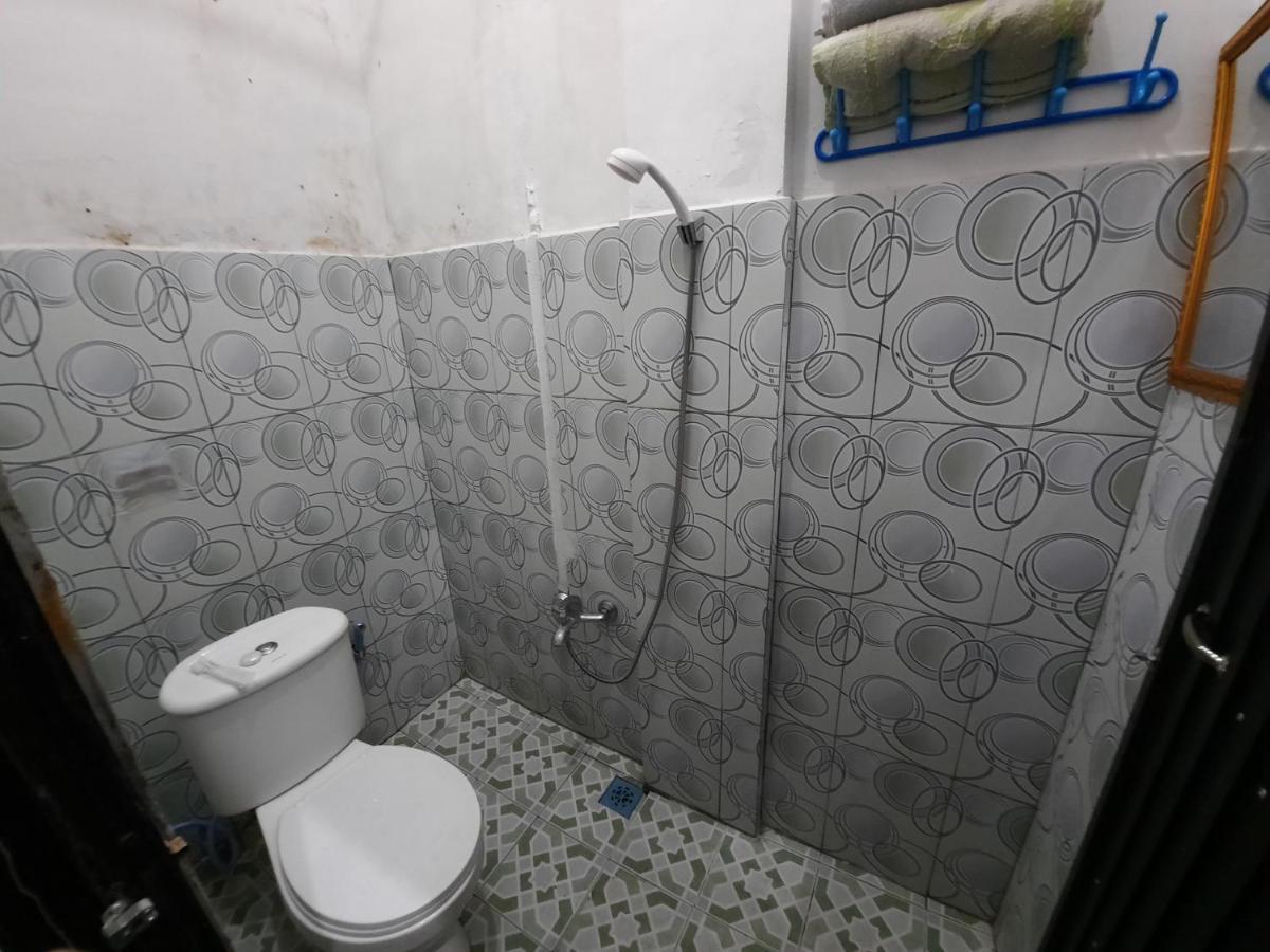 Pagaralam Oyo 3373 Favour Hotel מראה חיצוני תמונה