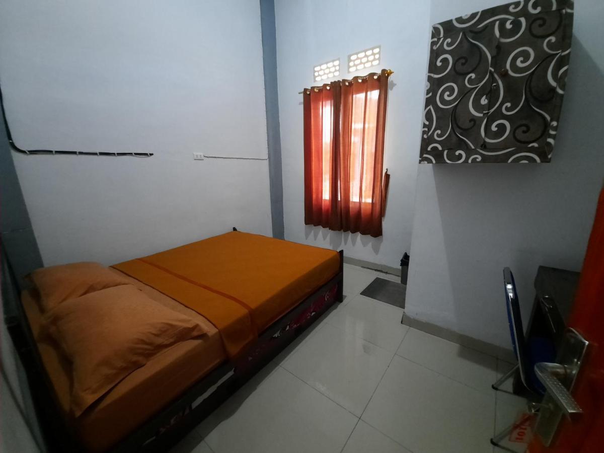 Pagaralam Oyo 3373 Favour Hotel מראה חיצוני תמונה