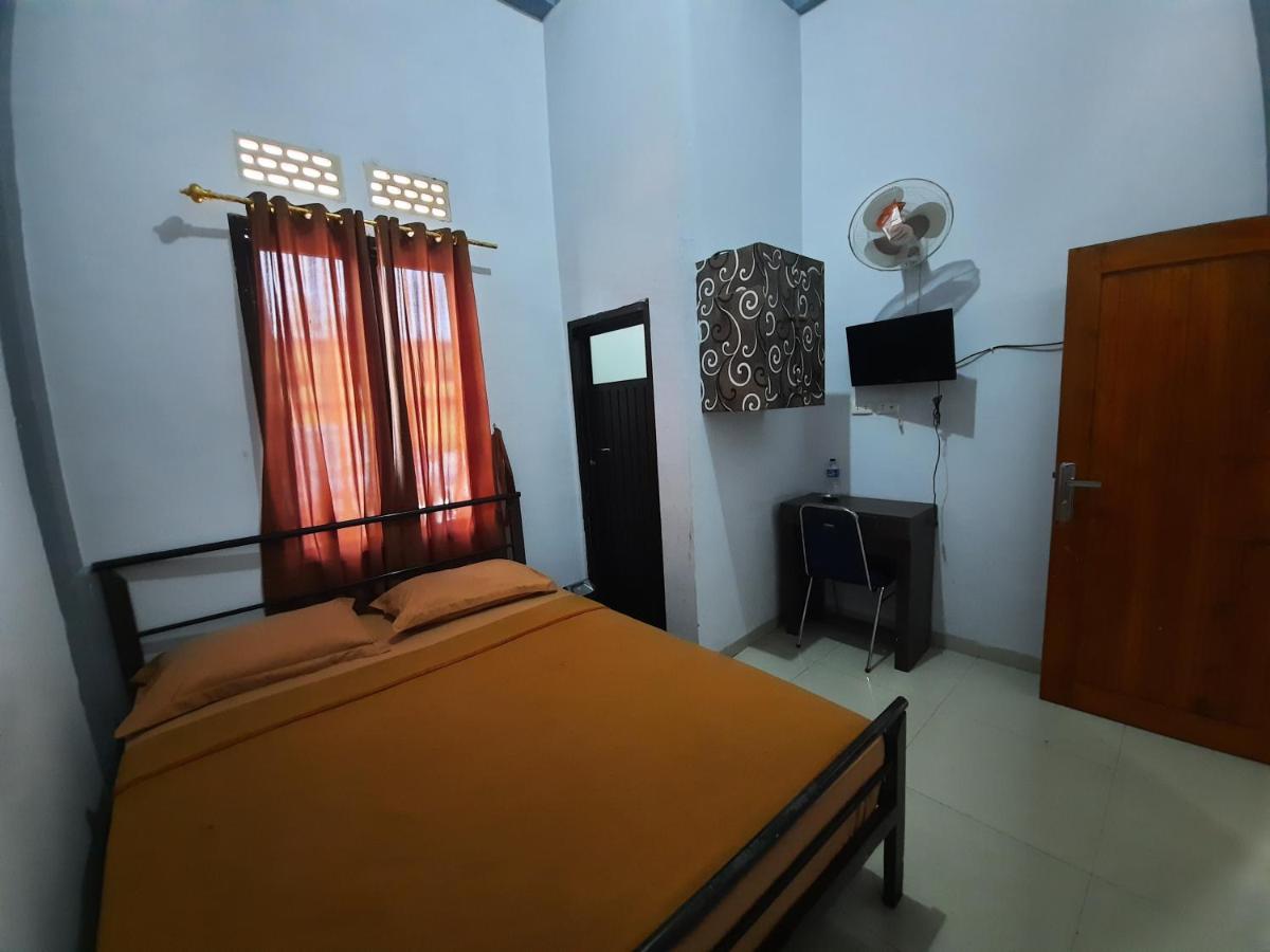 Pagaralam Oyo 3373 Favour Hotel מראה חיצוני תמונה