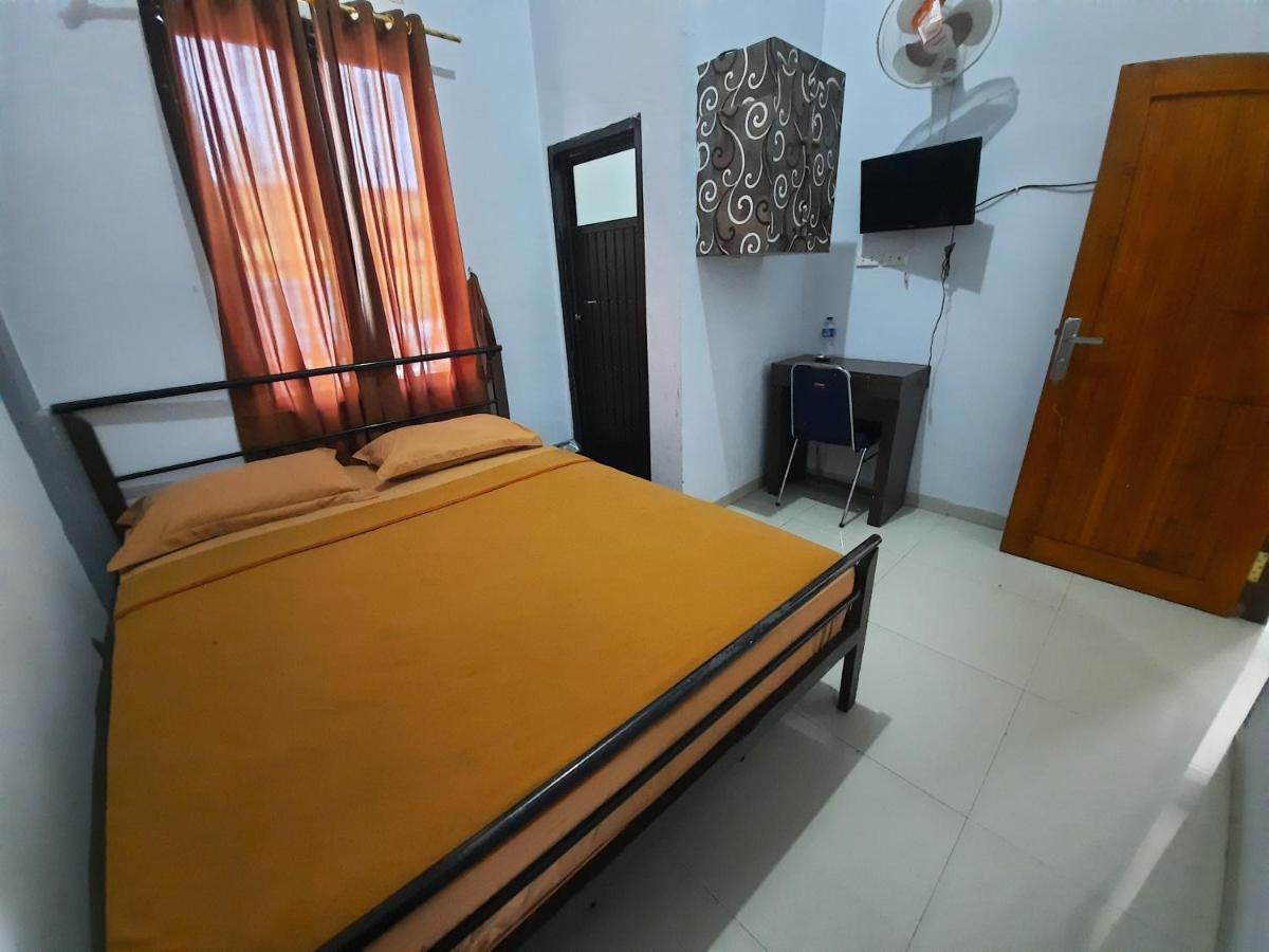 Pagaralam Oyo 3373 Favour Hotel מראה חיצוני תמונה